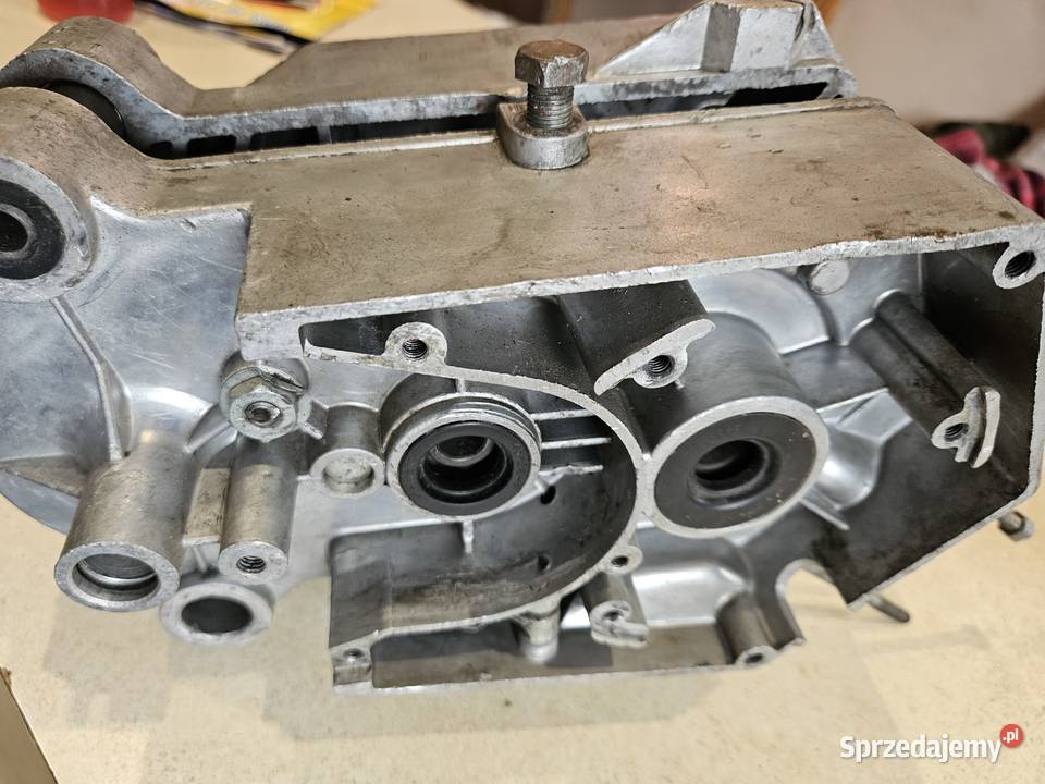 Komar silnik kartery wał skrzynia biegów Pielgrzymka