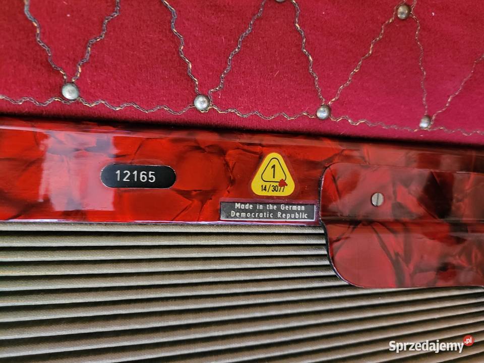Akordeon Horch 120 basów 4 chóry Musette