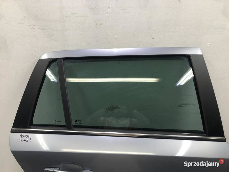 DRZWI KOMPLETNE PRAWY TYŁ KOMBI Z163 OPEL ASTRA