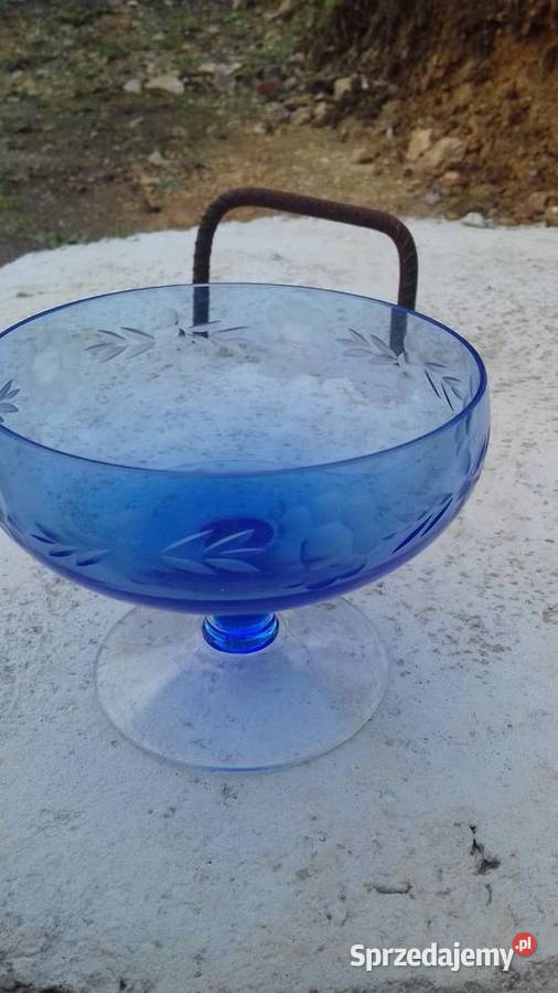 kielich piekne turkusowe cienkie szkło lata 60 Ceramika i szkło Lubań