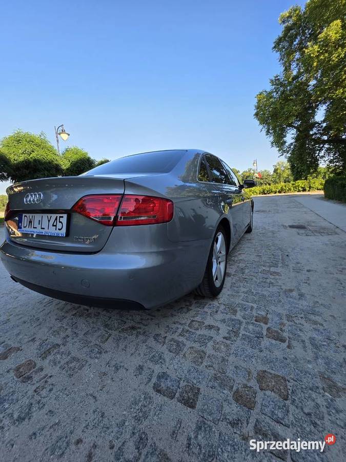 Audi a4 b8 Sedan szary 2010 stan idealny A4 Brzeg Dolny sprzedam