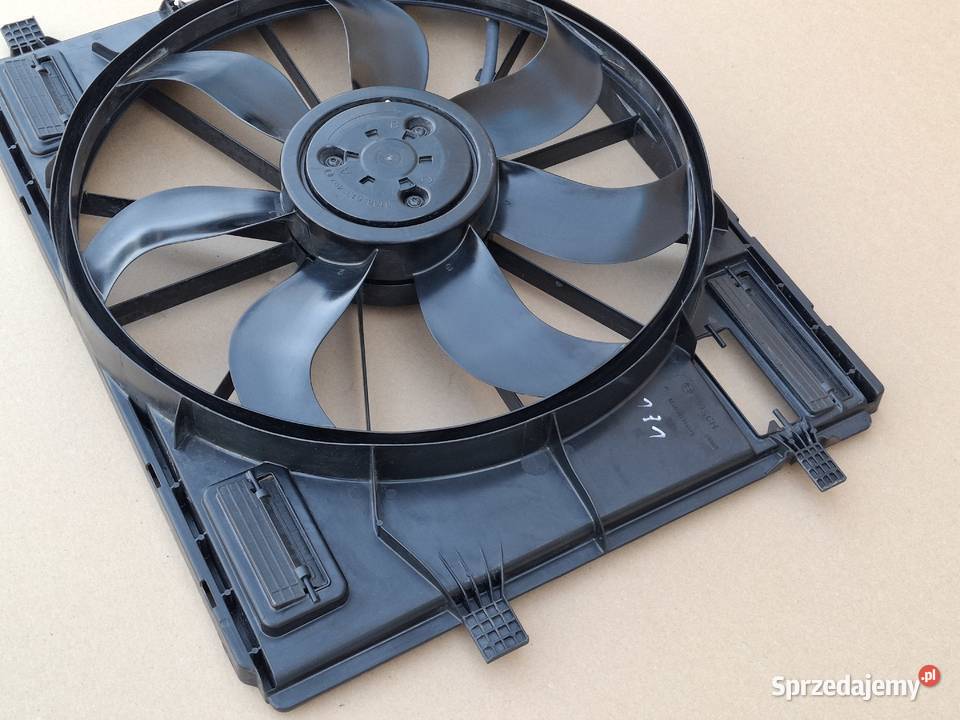 MERCEDES CKLASA W206 WENTYLATOR CHŁODNICY Bieleń