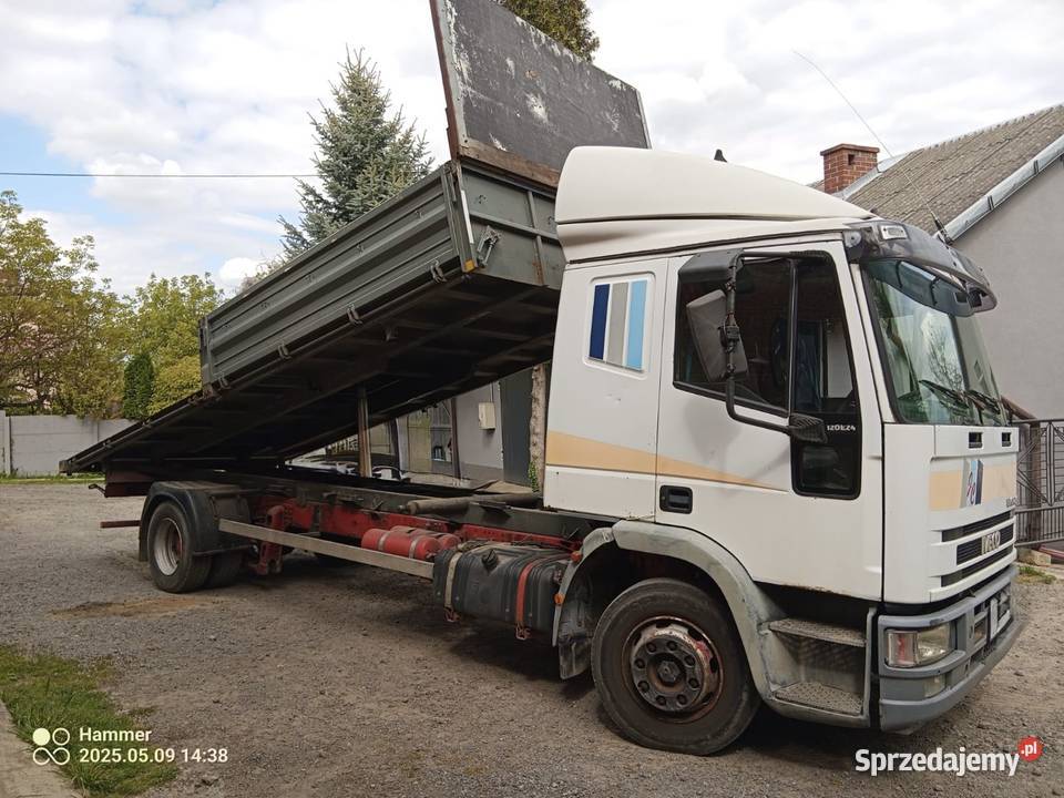 Wywrotka Iveco EuroCargo 2003 r Wywrotki świętokrzyskie Ostrowiec Świętokrzyski sprzedam
