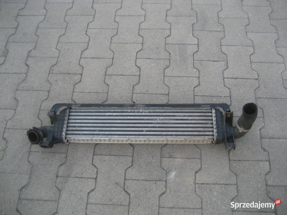 volvo s40 v50 20d 136 0408r chłodnica powietrza Rakoniewice