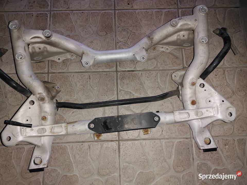 Rama przedniego zawieszenia mercedes W212 Wrocław sprzedam