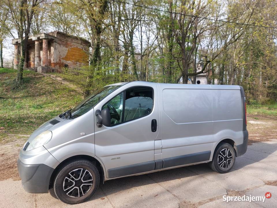 Doinwestowany Renault Trafic Vivaro 20 dci 114 Nysa