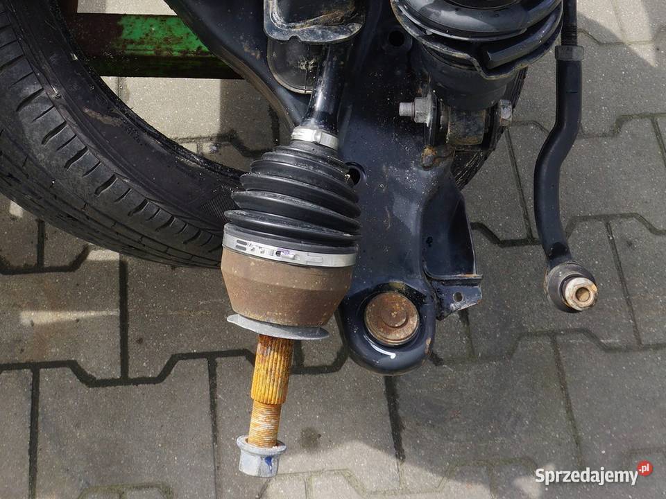 PÓŁOŚ PRZÓD PRAWA PRZEDNIA INFINITI QX80 2010 Nowy Tomyśl