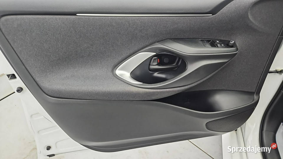 Toyota Yaris 15 Comfort Z Polskiego Salonu Warszawa