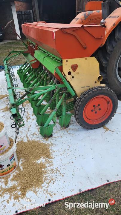 Siewnik zbożowy BOSCH 3 m 21 rurek z dociskami nieuszkodzony Parcice