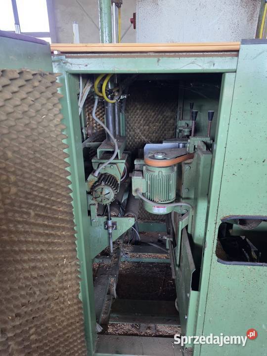 HUNDEGGER P10 Automatyczne Centrum Ciesielskie Karsin