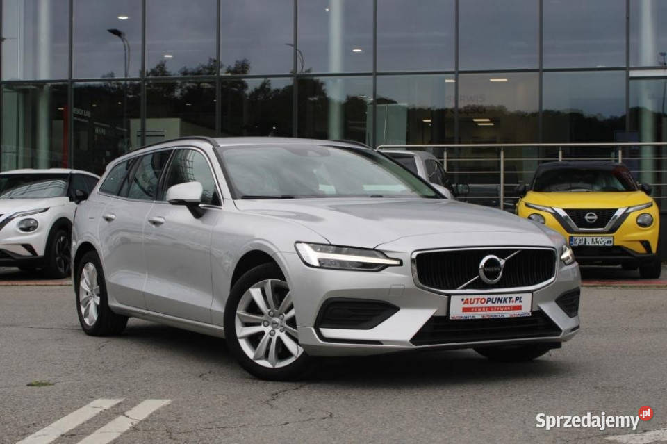 Volvo V60 2021r Carplay LED Kamera Tempomat FV23 Samochody osobowe Kraków sprzedam