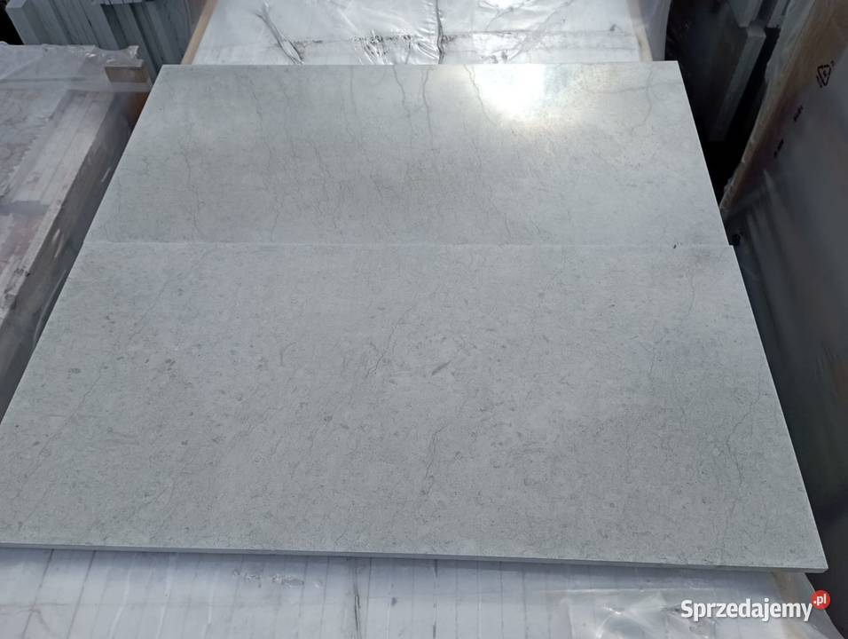 Marmur PERLA GREY pasy 1 poler