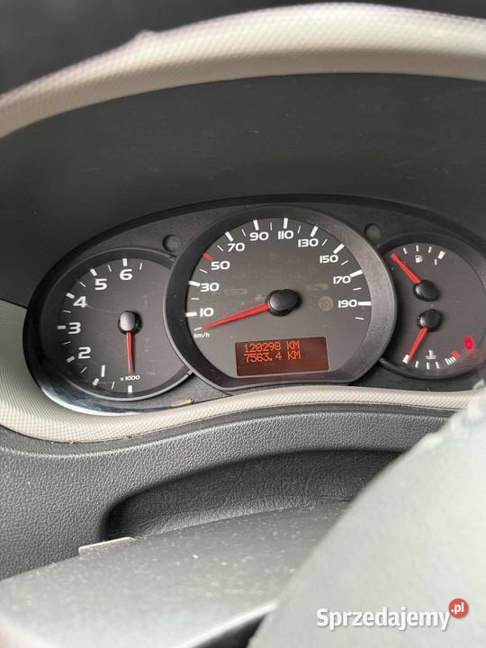 Kamperbus 2012 r przebieg 120000 stan Kamionki Małe