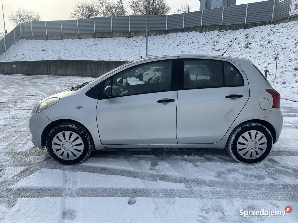 Toyota Yaris 10 Benzyna Klima Salon Polska kupiony w polskim salonie