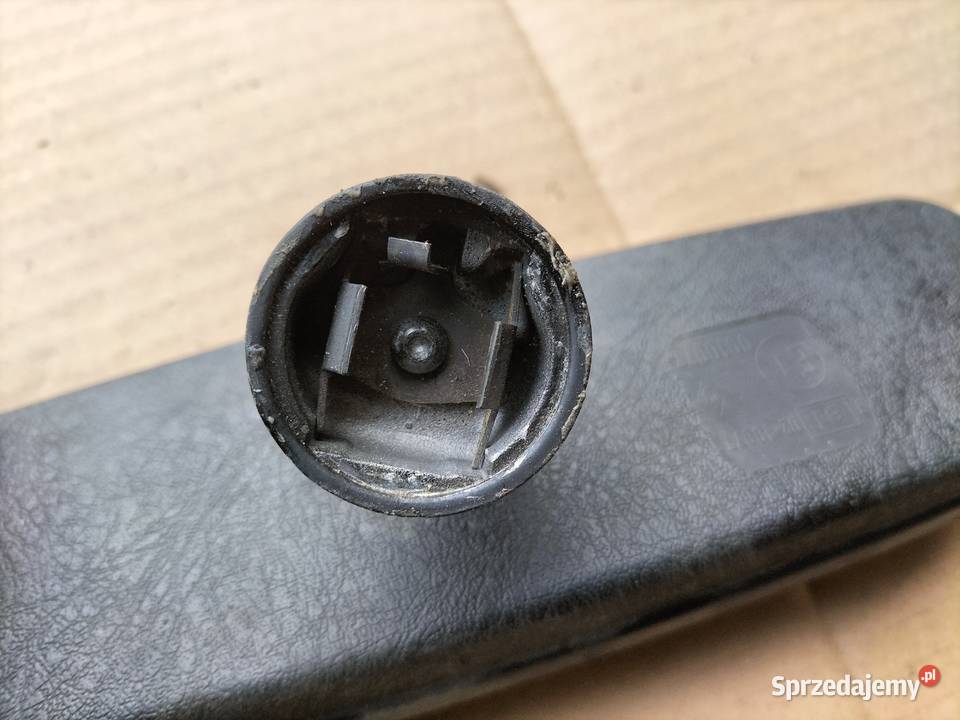 AUDI 80B3 80 B3 LUSTERKO WEWNĘTRZNE ŚRODKOWE Kamień-Kolonia sprzedam