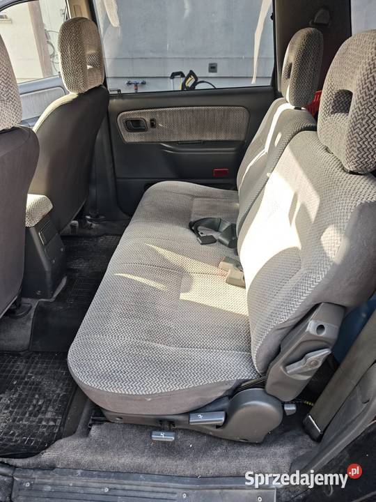 Mitsubishi Space Wagon 2001r 20 133 benzgaz 4g63