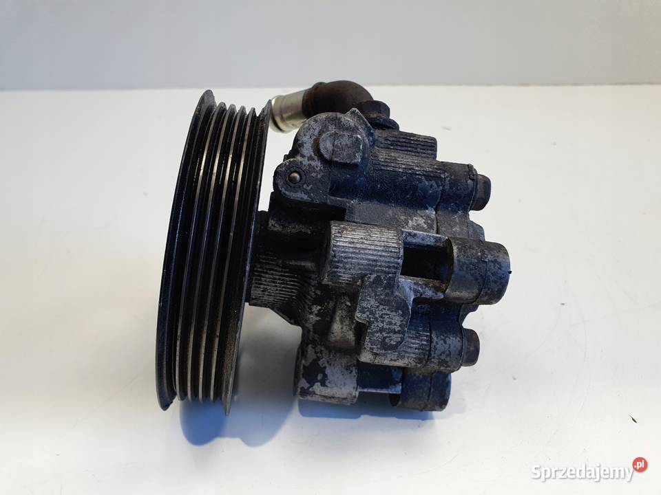 Toyota Avensis T25 20 D4D POMPA WSPOMAGANIA Rudka