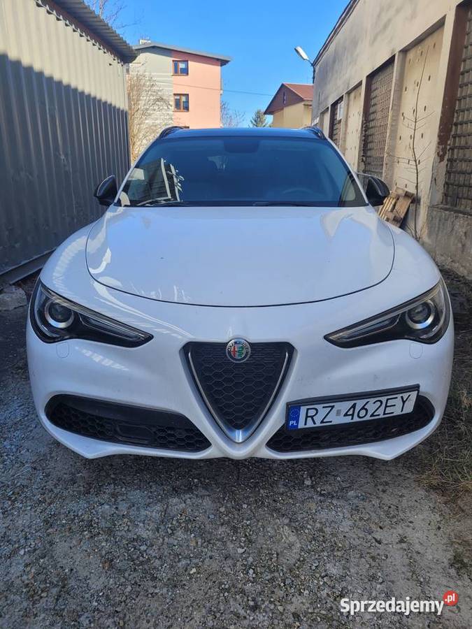 Alfa Romeo Stelvio produkcji 2018r silnik 20 automatyczna podkarpackie Rzeszów