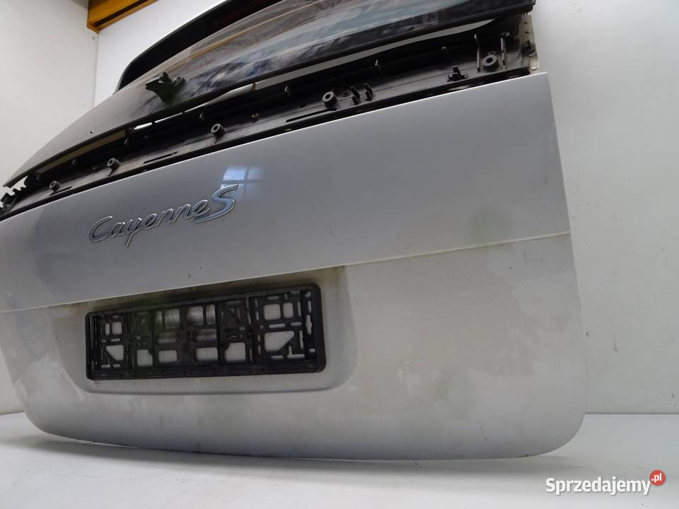TYLNA KLAPA PORSCHE CAYENNE Kombi 0210 TYLNA