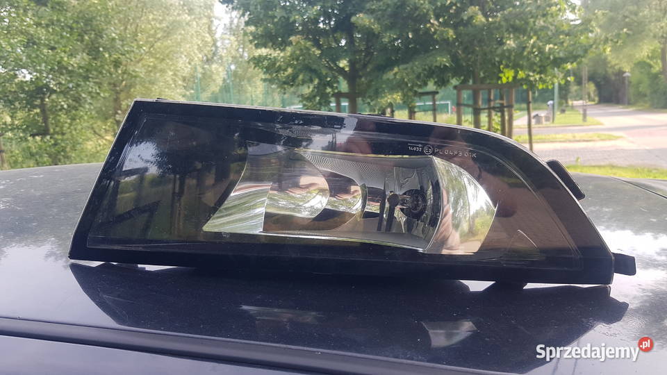 Skoda Fabia 3 halogen osobowe mazowieckie