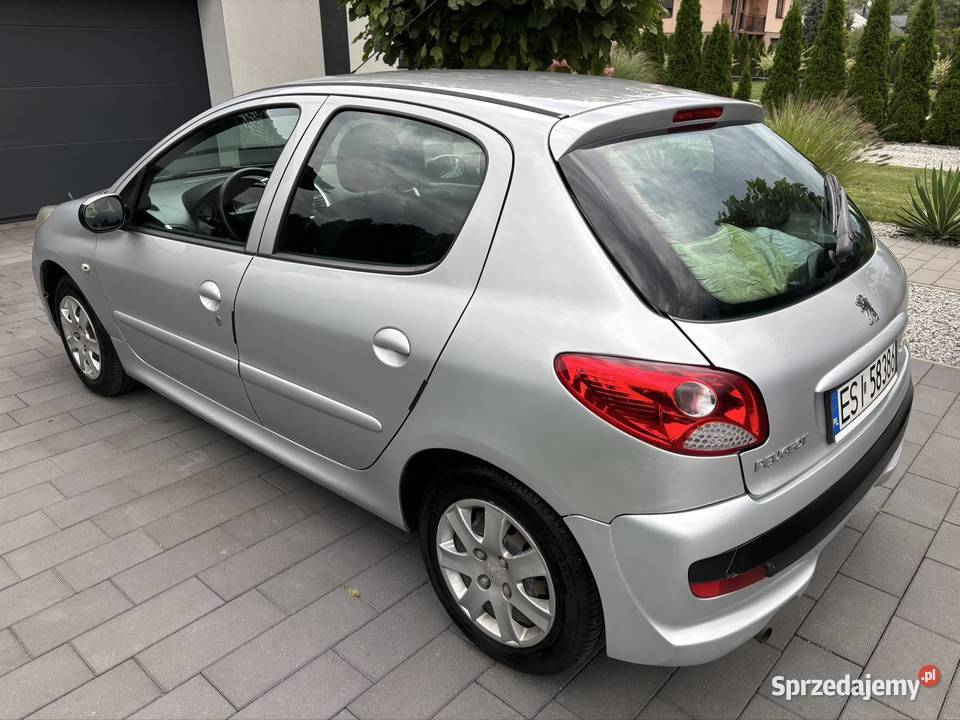 Peugeot 206 2011r 14 benzyna łódzkie Sieradz