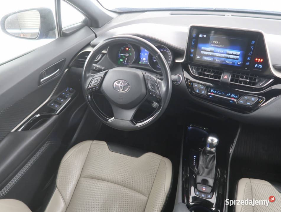 Toyota CHR 18 Hybrid dolnośląskie Bielany Wrocławskie