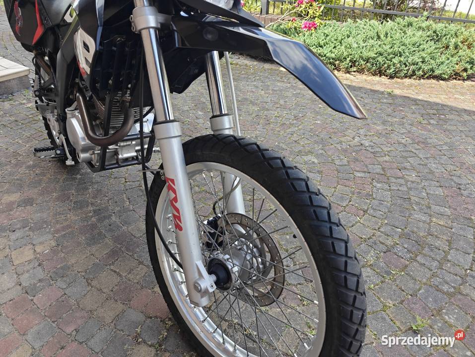 Derbi Senda 2015 125 4T Przebieg 8160 Prawie ze Sosnowiec