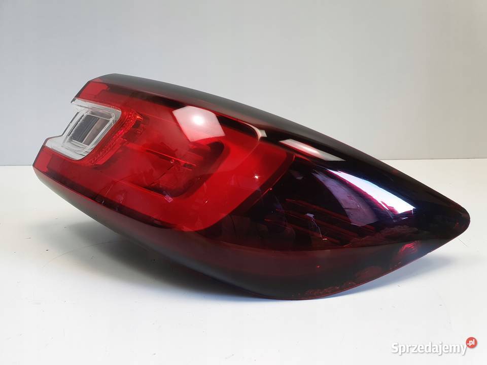 Renault Clio IV LIFT HTB TYLNIA TYLNA LAMPA