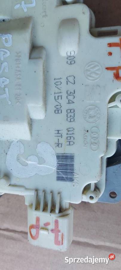 Zamek drzwi prawy tył VW PASSAT B7 7PIN Szczecin