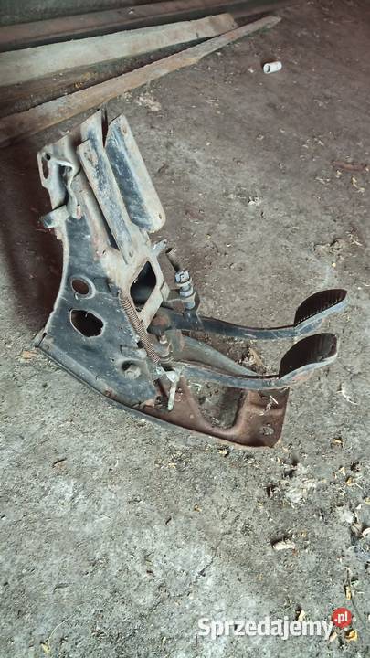 Wspornik kolumny kierz pedałami fiat 125p osobowe Grabów
