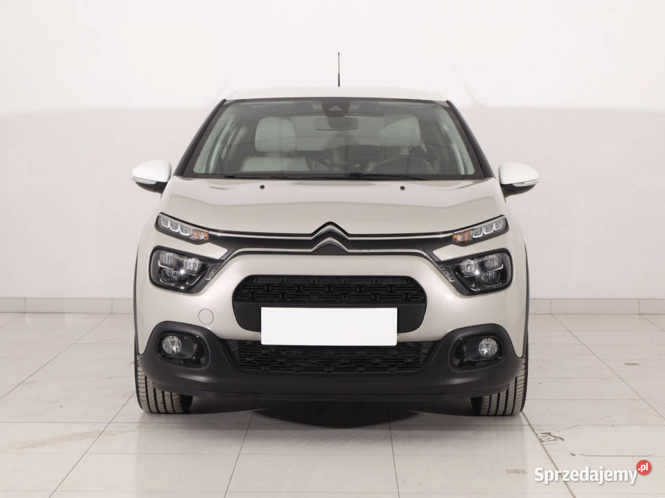 Citroen C3 12 PureTech asystent pasa ruchu