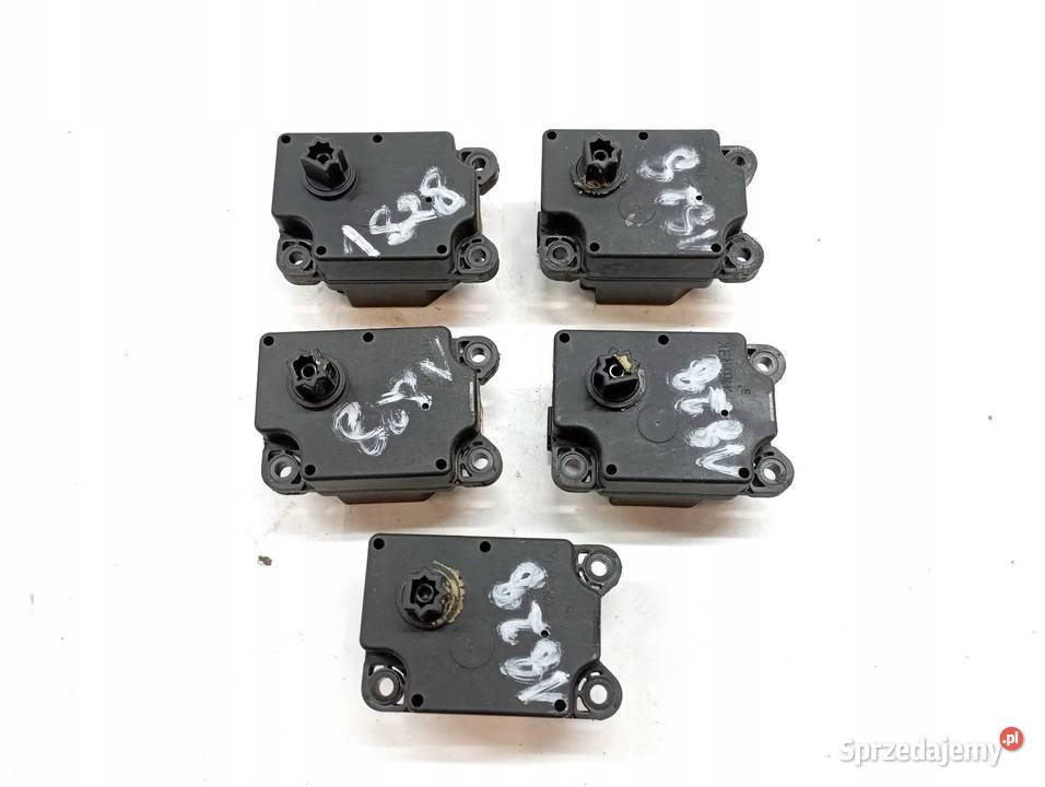 SILNICZEK NAGRZEWNICY EU 4N5H19E616AC Volvo V50