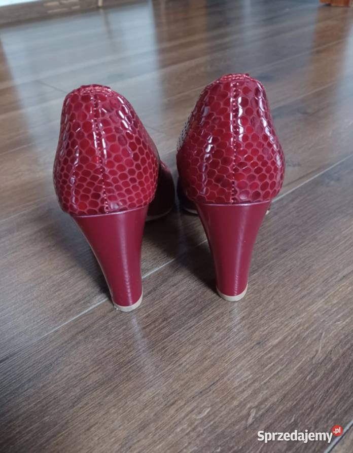 Buty czółenka na obcasie czerwone rozmiar 37 podkarpackie