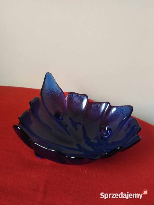 Patera szklana kobaltowa liść Porcelana i szkło Wałbrzych sprzedam