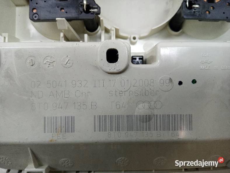 LAMPKA PODSUFITKI KOMPLET EUROPA Audi A4 IV Rok produkcji 2008 sprzedam