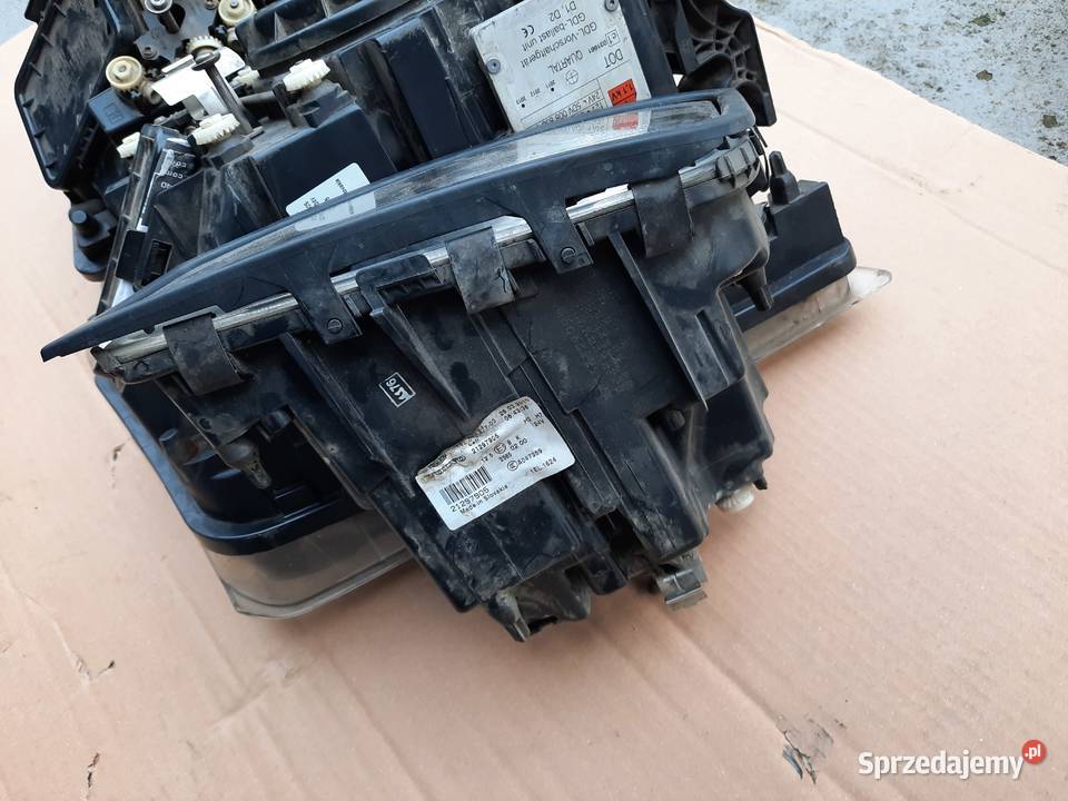 Lampa przód ksenon Volvo FH16
