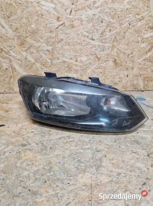 Lampa Vw Polo 6R prawy przód 6R1941016C dolnośląskie Złotoryja