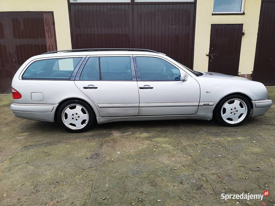 MercedesBenz W210 E55 AMG Kiernozia