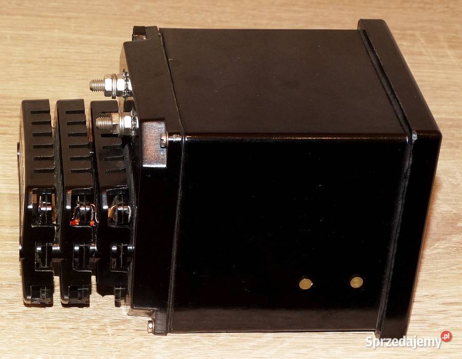 Miernik analogowy woltomierz tablicowy E40 400 Gliwice