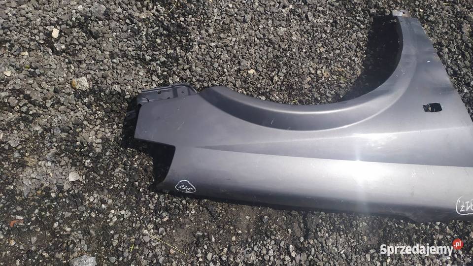 Nissan Primera P12 błotnik prawy 2004 2003 2005