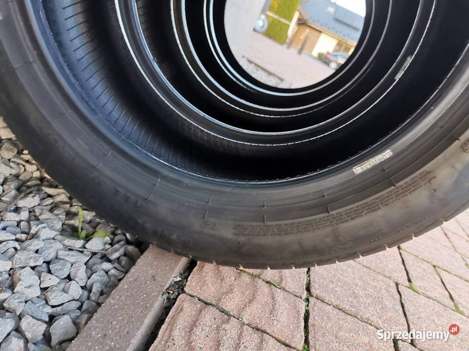 Opony Wielosezonowe 245 45 R18 Pirelli Dziecinów