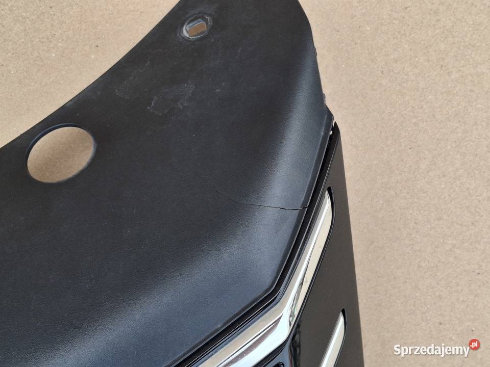 VW PASSAT B7 GRILL ATRAPA CHŁODNICY CHROM Bieleń