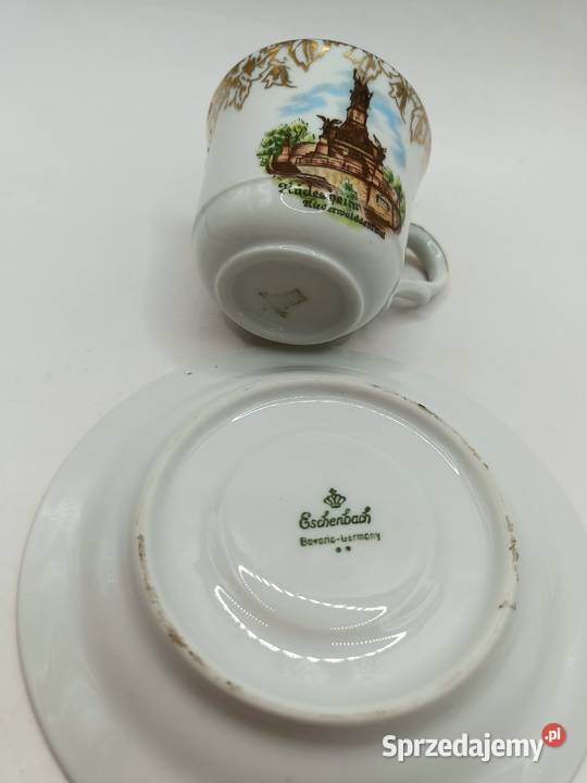 Filiżanka ze spodkiem biała porcelana girlanda Zamość