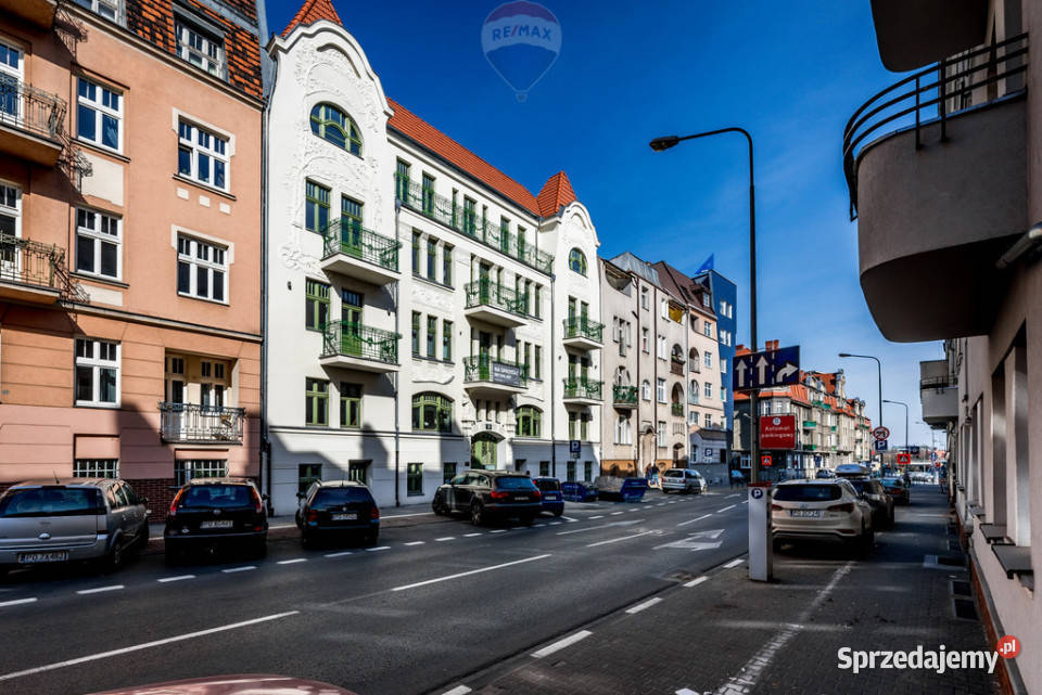 KAMIENICA MIESZKANIE DWUPOZIOMOWE JEŻYCE