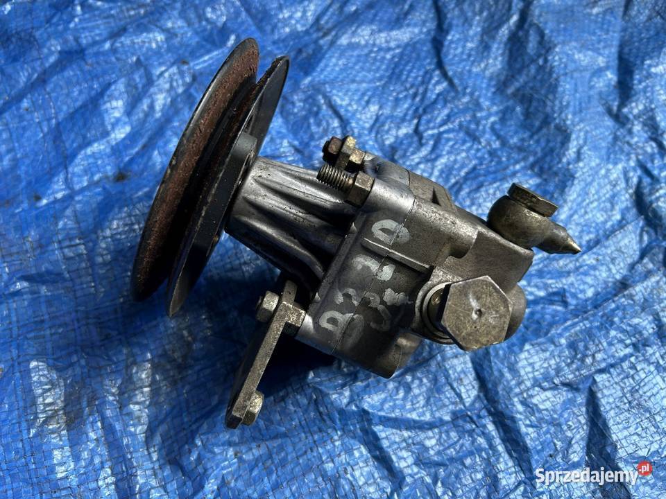 AUDI 80 POMPA WSPOMAGANIA 026145155B 7681955128 osobowe Bolesławiec