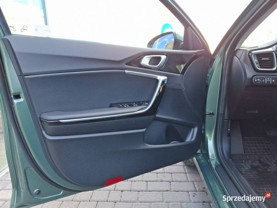Kia Nowy Ceed DEMOTribute FV23Ceed SW15TGDI 140 kujawsko-pomorskie