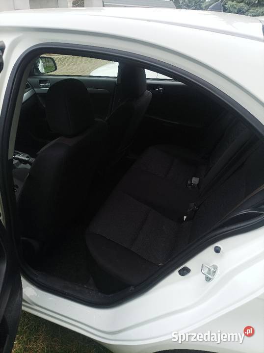 Mitsubishi Lancer 15 benzyna