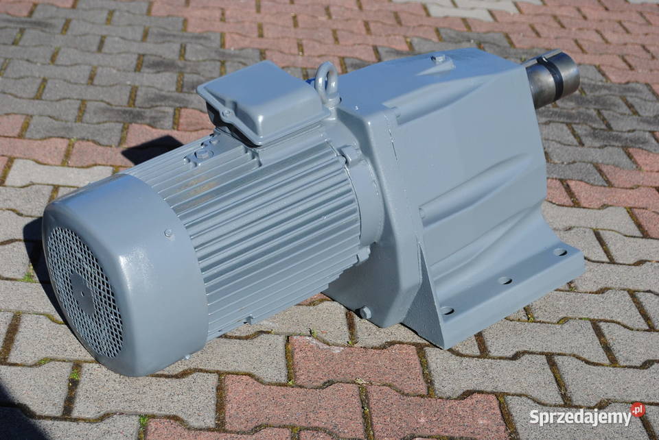 Motoreduktor 11kw 125obrmin FIRMY VEM Kargowa