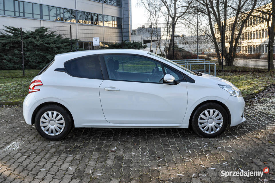 Peugeot 208 Bezwypadkowy 122 Samochody osobowe Wrocław
