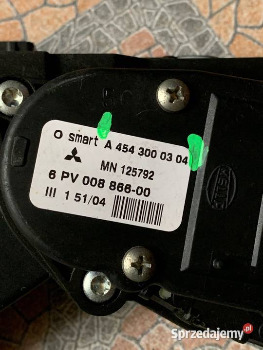 Potencjometr gazu Mitsubishi Colt VI A4543000304 osobowe Margonin